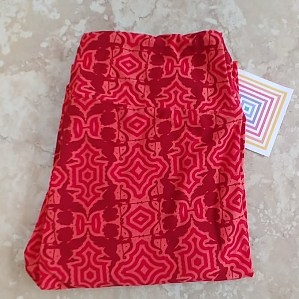 Lularoe OS leggings Valentines